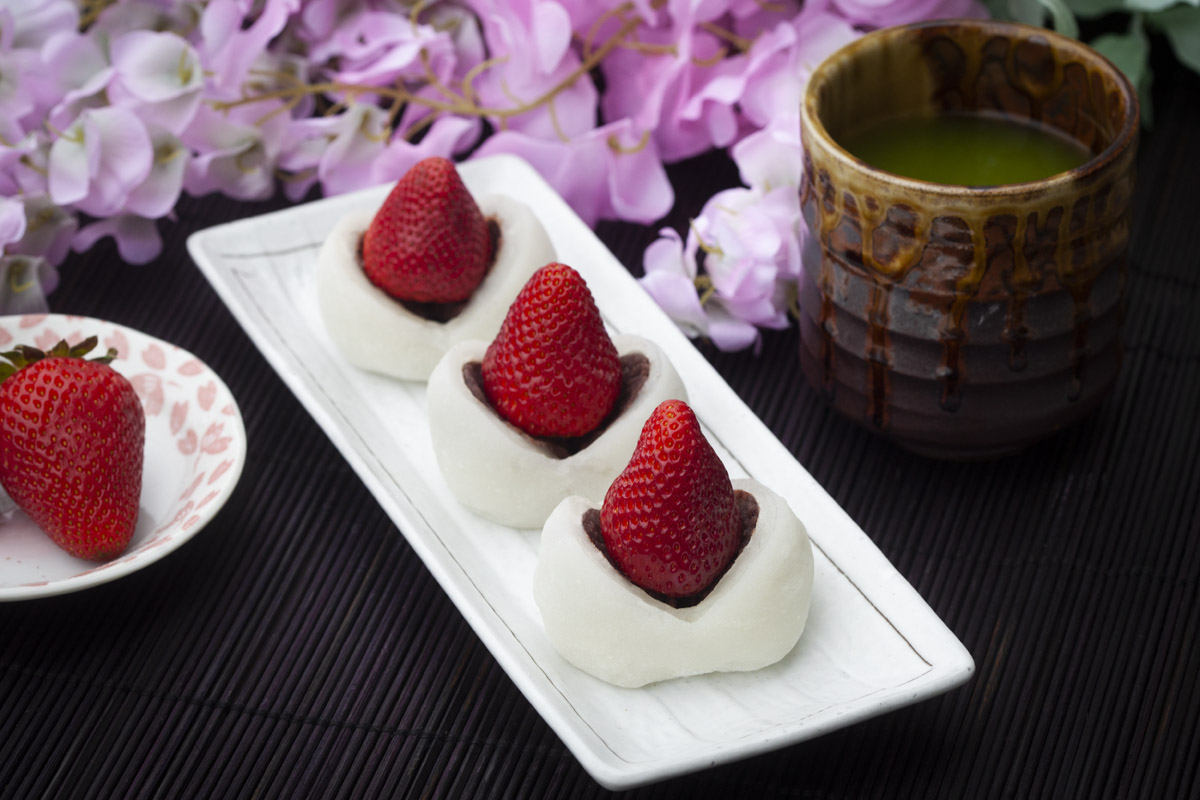 Strawberry Mochi Recipe for Instant Pot or Steamer (Ichigo Daifuku)
